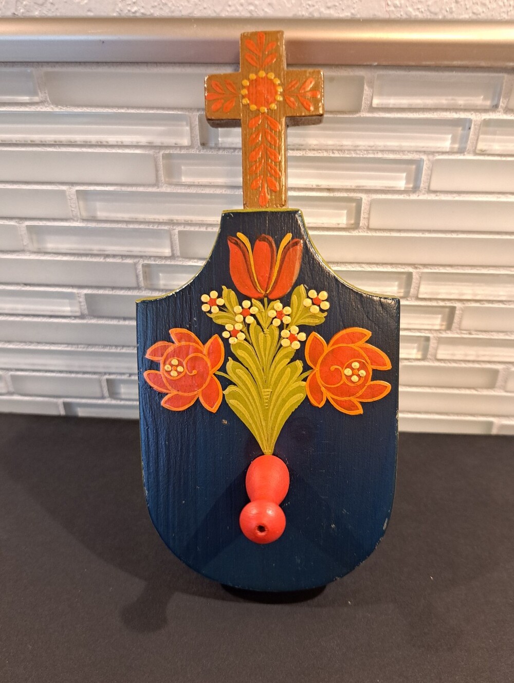 Vtg Folk Art Decorative Wall Rack with Peg, Painted Wood Wall Decor
